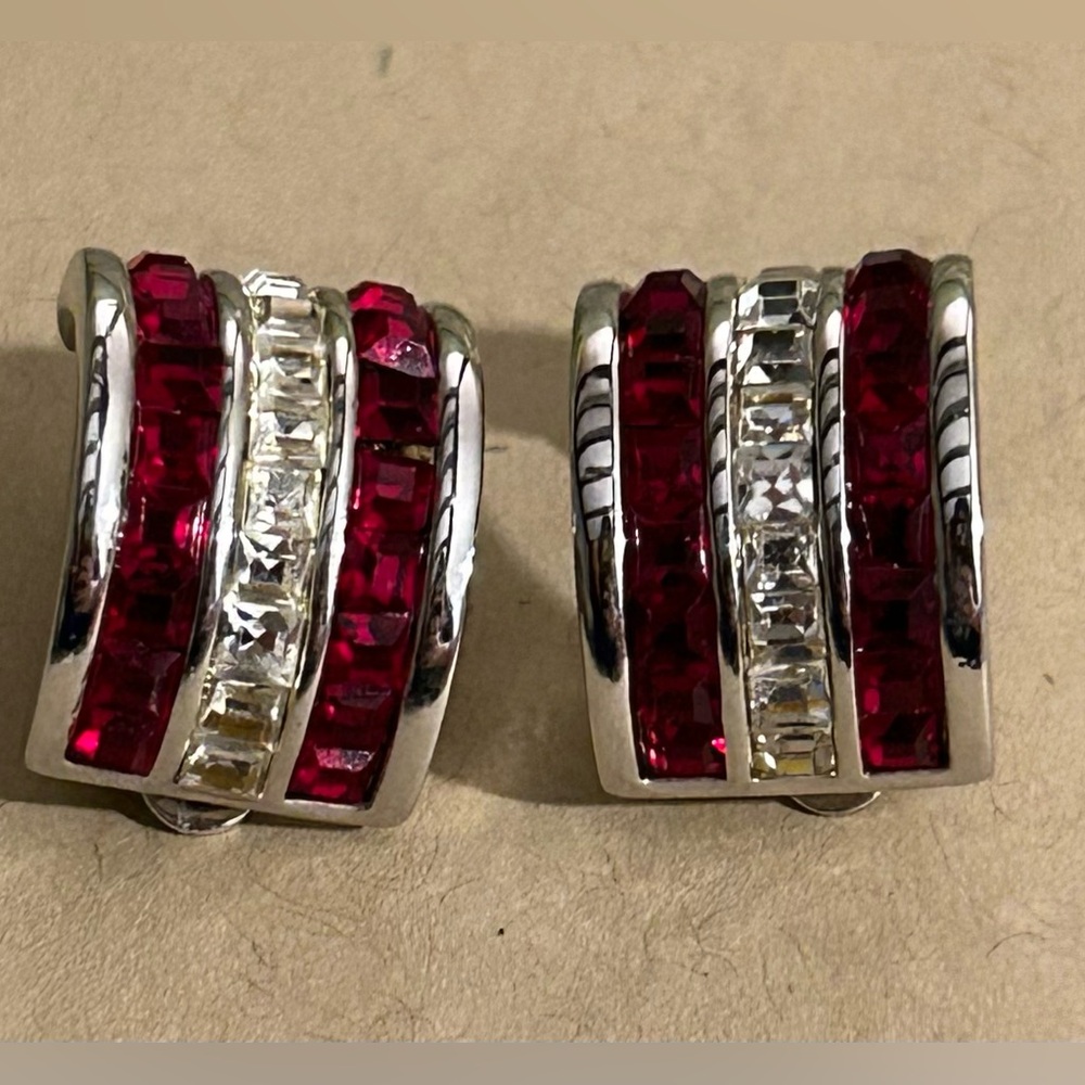 RANDAL CARNES Red & Clear Crystal, Silver Tone Huggie Hoop Clip-On Earrings - Picture 2 of 5